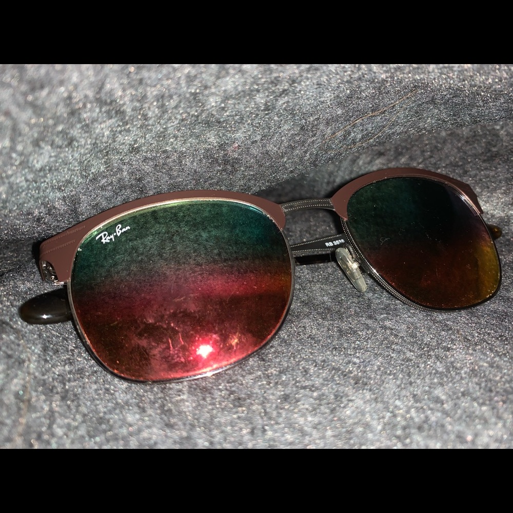 Raybands sunglasses